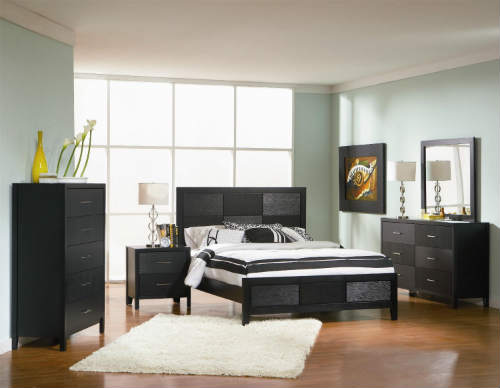 4pc Queen Size Bedroom Set with Wood Grain in Black Finish